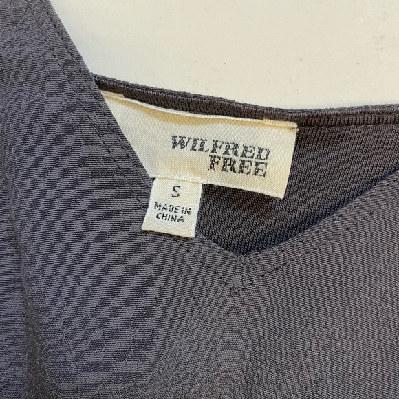 Aritzia Wilfred Free black camisole lined above the knee Vneck black dress S - Picture 4 of 8